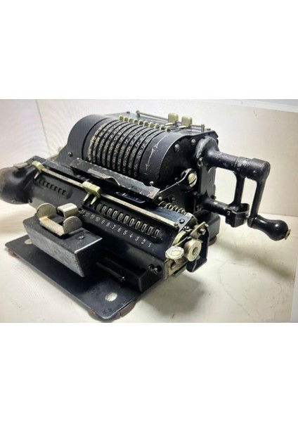 1920’S Triumphator Alman Hesap Makinası