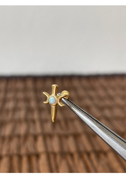 316 L Cerrahi Çelik Kılıç Ay Opal Taşlı Dudak Kıkırdak Helix Tragus Piercingi 8mm x 1,2mm fiyatları