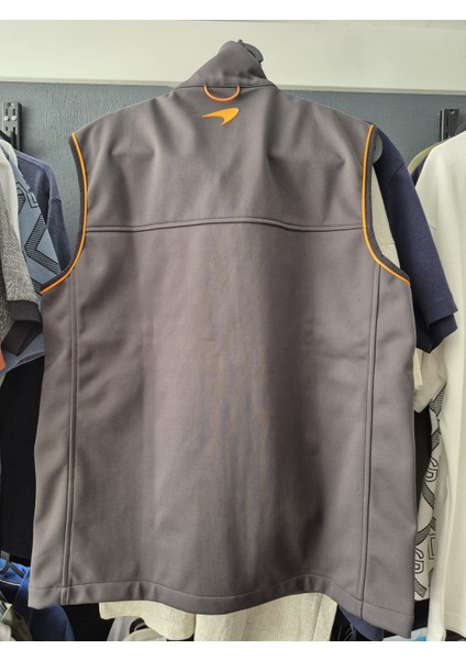 Formula 1 Takımı Logolu Kolsuz Yelek – Trendi x Neom Özel Seri