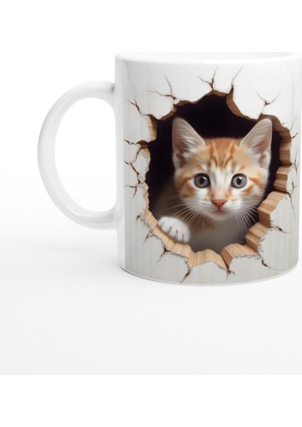 Duvarı Delen Turuncu Beyaz Yavru Kedi Kupa Bardak