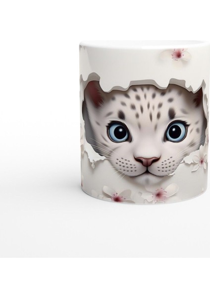 Çatlak Duvardan Bakan Kar Leoparı Yavrusu Temalı Baskılı Kupa Bardak