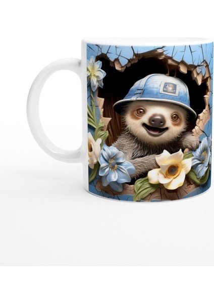 Mavi Duvardan Bakan Şapkalı Tembel Hayvan Temalı Baskılı Kupa Bardak