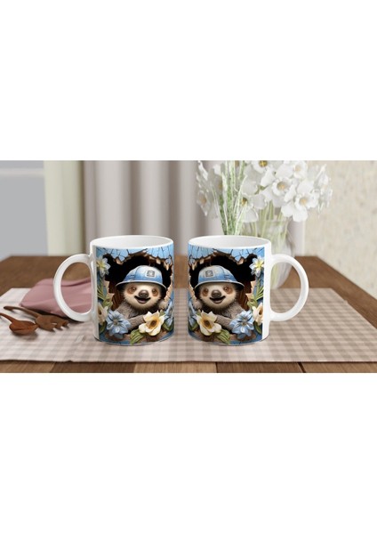 Mavi Duvardan Bakan Şapkalı Tembel Hayvan Temalı Baskılı Kupa Bardak indirimleri