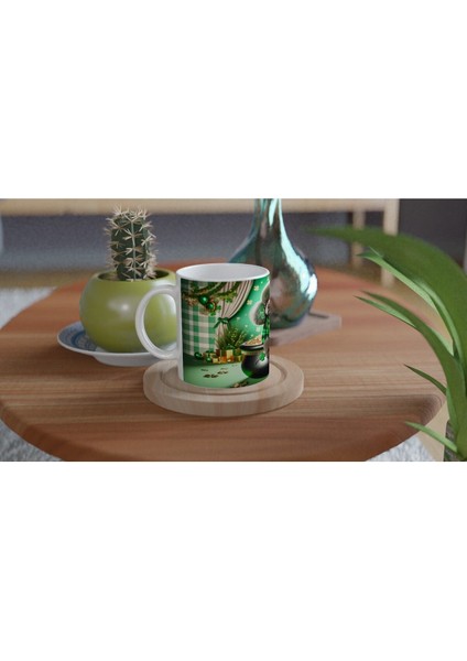 Şans Kazanında Oturan Poodle Temalı Baskılı Kupa Bardak fırsatları