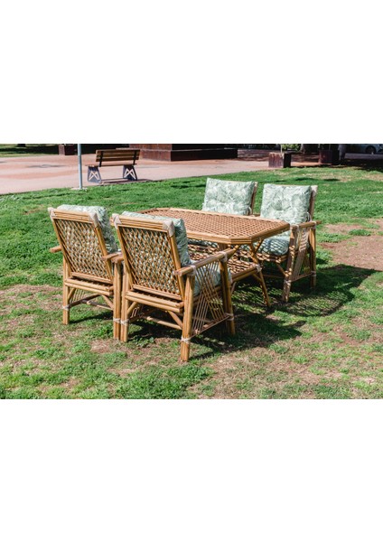 Nilüfer 4 Kişilik Bambu Masa Takımı Bahçe Takımı