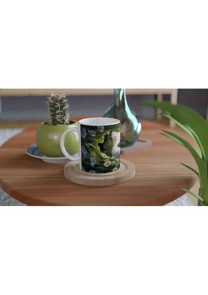 Çiçeklerle Çevrili Beyaz Kedi Baskılı Kupa Bardak fırsatları