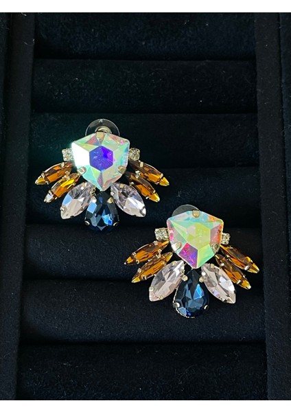 Hareli Parlak Taşlı Trend Tasarım Küpe Abiye Küpe fiyatları