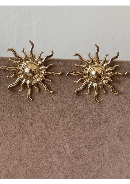 Güneş Modeli Şık Tasarım Küpe