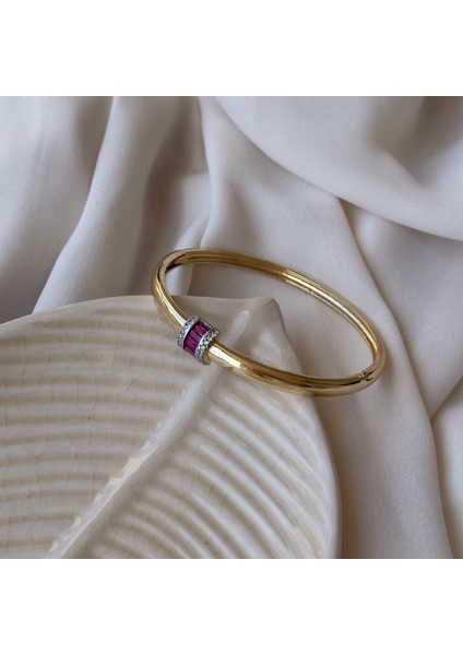 Gold Pembe Taşlı Kelepçe