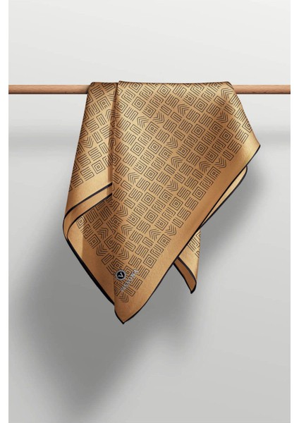 100% Twill Ipek Etnik Motif Desenli Gold - Siyah Renkli 90X90 Dikim Şekli : El Dikişi Eşarp indirimleri
