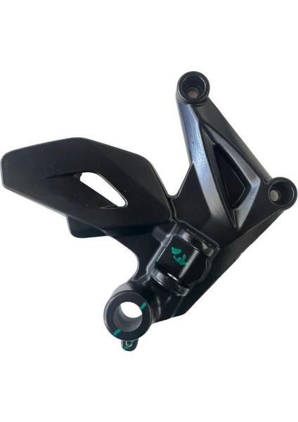 Bajaj Pulsar Ns 400 Z Sağ Ön Basamak Braketi Siyah