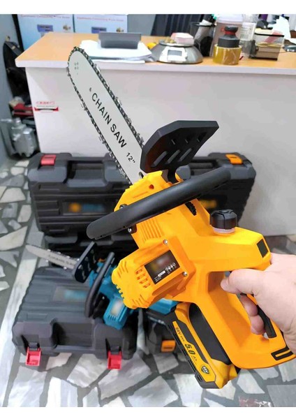 Şarjlı Ağaç Dal Budama Bakır Sargılı Bıçkı Kesme Motoru Testere Makinesi Akülü Otomatik Yağ