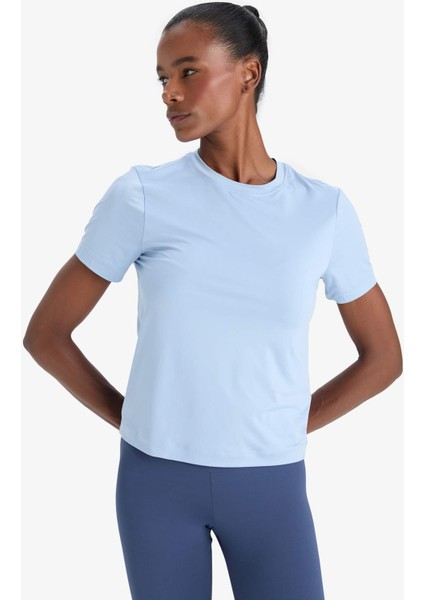 Fit Standart Fit Bisiklet Yaka Sporcu Basic Düz Kısa Kollu Tişört D2296AX25AU modelleri