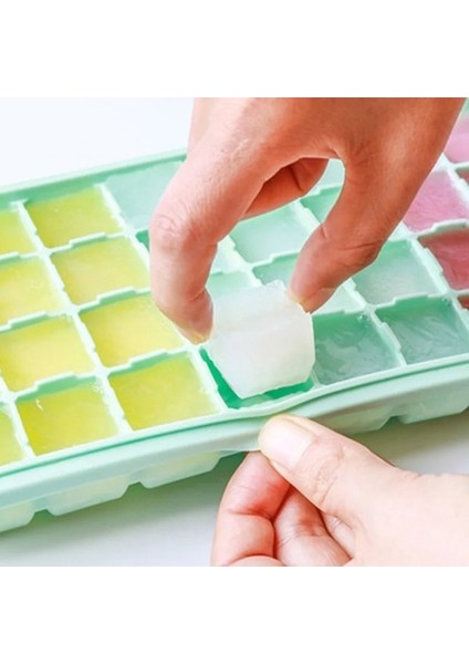 24 S Mavi 24 Saplı Silikon/plastik Buz Küpü Tepsisi, Kapaklı ve Dondurucu Için Çöp Kovası Mini Buz Küpü Kalıp Kovası, Kepçeli Buz Yapıcı (Yurt Dışından) fırsatları
