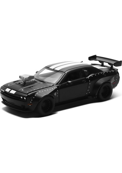 1:36 Dodge Challenger Modifiye Araba Modeli (Yurt Dışından)