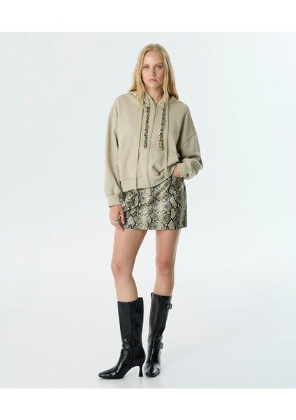 Işlemeli Kordonlu Sweatshırt TW6250091016030 modelleri