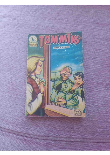 Tommiks Cilt 19 350 Kuruşluk 4 Fasikul Kapakli Sadece 1 Fasikul Arka Kapak Yok Onun Dışında Temiz Kapaklar Eksiksiz 1968 Basim