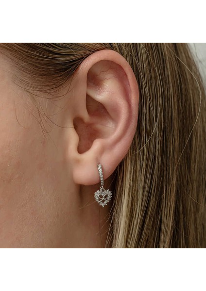 Gümüş Kalp Kurdele Sallantılı Kadın Küpe fırsatları