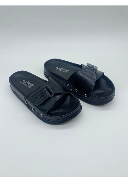 2255 Cırtlı Ortopedik Kadın Ev Terliği