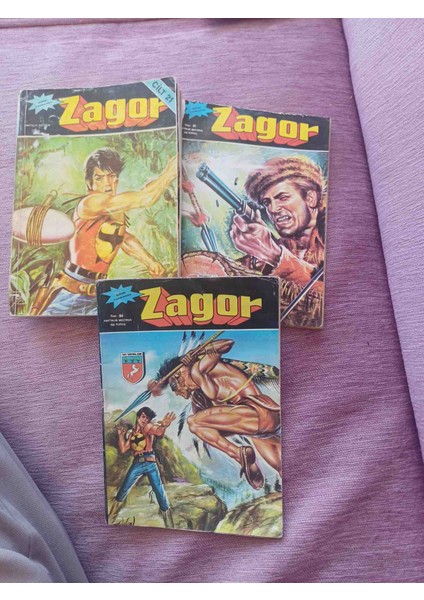 Zagor Cilt 21 sayi 81/82/83/84 4 Fasikul Kapakli Kapaklar Eksiksiz Sayfalar Temiz Eksiksiz ılk Fasikulde Arizali Kisimlar Vardi Kendim Cikartip Yerine Orjinal Fasikul Yerlestirdim fırsatları