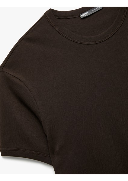 Kısa Kollu Bisiklet Yaka Pamuklu Basic Dar Kalıp Tişört modelleri
