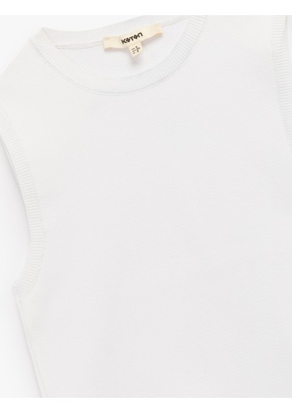 Regular Fit Bisiklet Yaka Kolsuz Triko Bluz modelleri