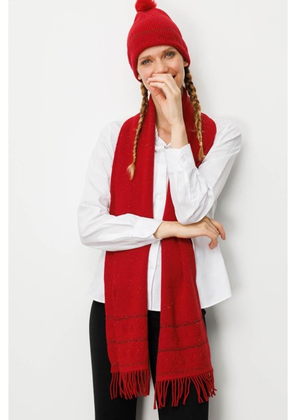 Kadın Simli Jakarlı Ponponlu Yün Şapka K.kırmızı fırsatları