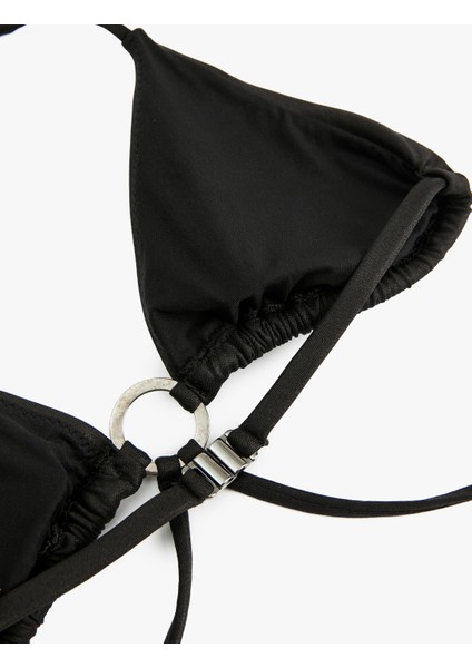 Toka Detaylı Bağlamalı Üçgen Bikini Üstü fiyatları
