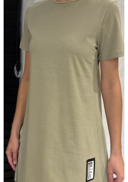 Kadın Bisiklet Yaka Arma Detaylı T-Shirt Elbise P-00003410 fırsatları
