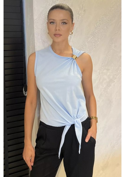 Ön Bağlamalı Omuz Tokalı Kadın Bluz P-00017885 fiyatları