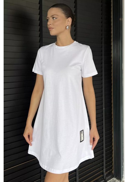 Kadın Bisiklet Yaka Arma Detaylı T-Shirt Elbise P-00003410