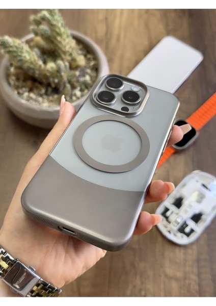 iPhone 16 Pro Magsafe Uyumlu Mika Sararmaz Kılıf SOOCASE720 fırsatları