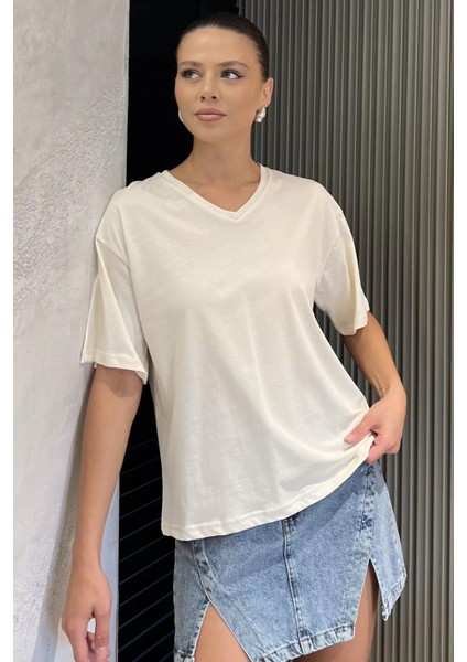 V Yaka Basıc Tişört P-00017881