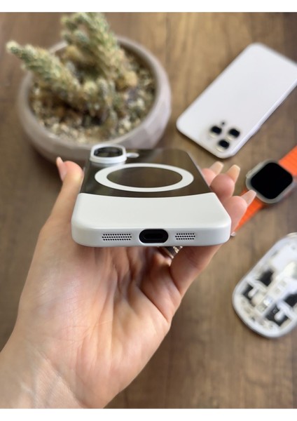 iPhone 16 Magsafe Uyumlu Mika Sararmaz Kılıf SOOCASE720 modelleri