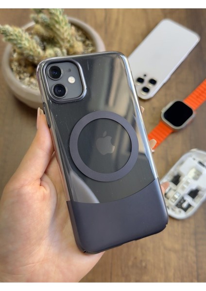 iPhone 11 Magsafe Uyumlu Mika Sararmaz Kılıf SOOCASE720