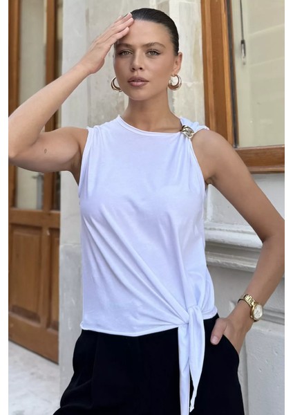 Ön Bağlamalı Omuz Tokalı Kadın Bluz P-00017885