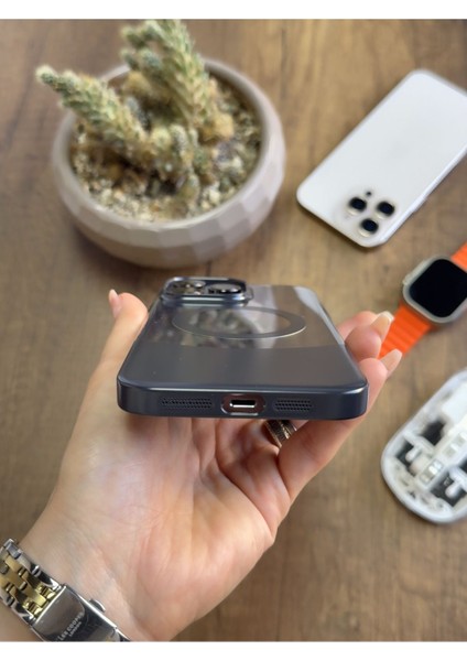 iPhone 14 Pro Max Magsafe Uyumlu Mika Sararmaz Kılıf SOOCASE720 modelleri