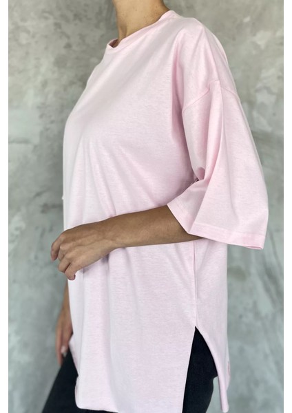 Kadın Bisiklet Yaka Yan Yırtmaç Detaylı Salaş T-Shirt P-00003411 fırsatları