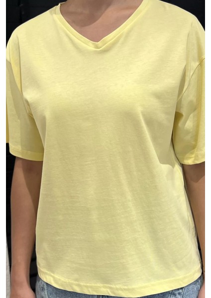 V Yaka Basıc Tişört P-00017881 fırsatları