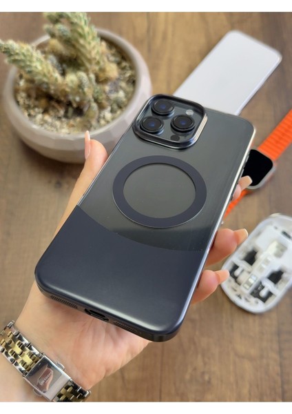 iPhone 16 Pro Max Magsafe Uyumlu Mika Sararmaz Kılıf SOOCASE720 fırsatları