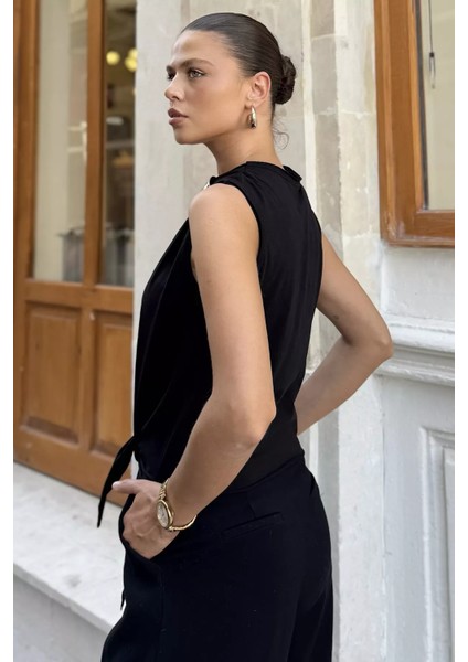 Ön Bağlamalı Omuz Tokalı Kadın Bluz P-00017885 modelleri