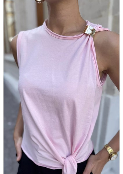 Ön Bağlamalı Omuz Tokalı Kadın Bluz P-00017885 fırsatları