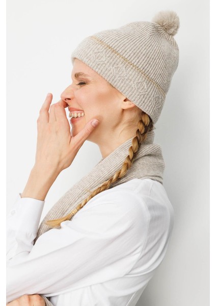 Kadın Simli Jakarlı Ponponlu Yün Şapka V.bej fırsatları