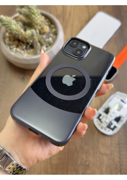 iPhone 13/14 Magsafe Uyumlu Mika Sararmaz Kılıf SOOCASE720 fırsatları