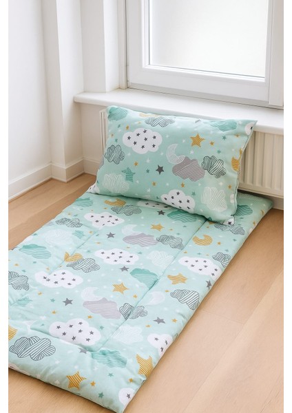 Pamuklu Kumaştan Alt Açma Minderi ve Yastığı (Yeşil Bulutlu/yıldızlı) fiyatları