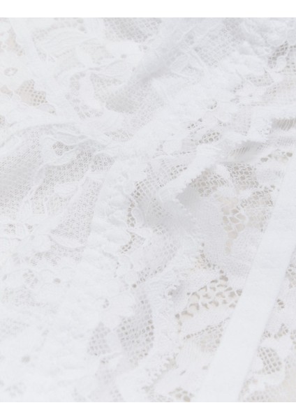 Dantel Detaylı Balensiz Bralet