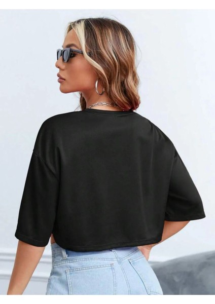 Kadın California Baskılı Oversize Crop T-Shirt fiyatları