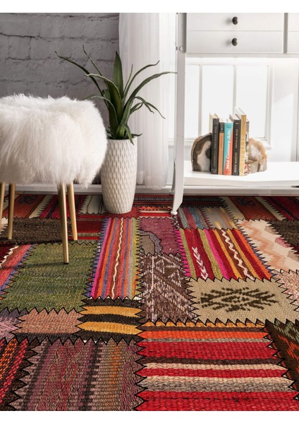 Vitage Karışık Renkli Yamalı Eskitme Model Dokuma Taban Kilim