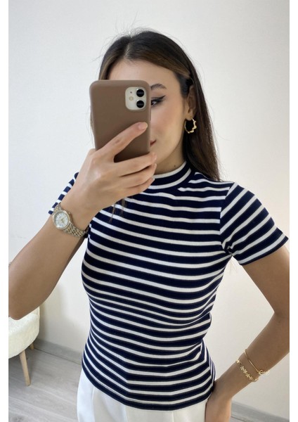 Yarım Balıkçı Yaka Crop