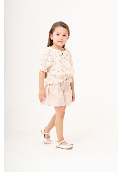 Kız Çocuk 2’li Takım Astarlı Brode Bluz ve Astarlı Keten Şort fırsatları